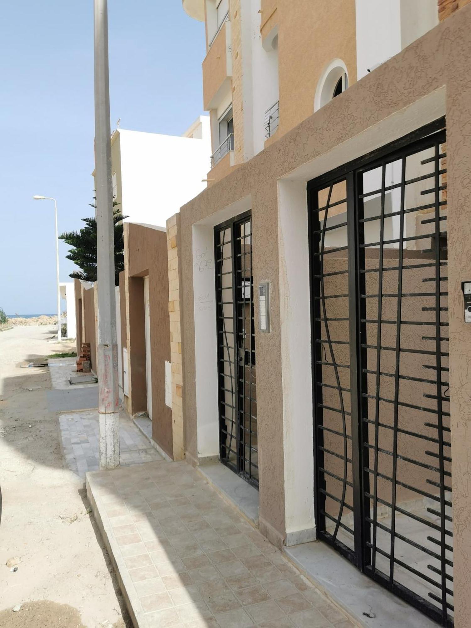 Rdc S2 Pieds Dans L'Eau Parking Privee Hammam Sousse Eksteriør billede